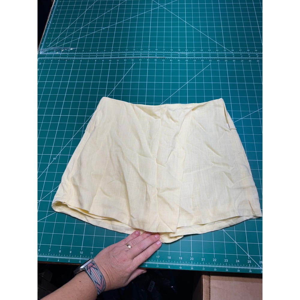 Francescas Yellow Wrap Skort Mini Skirt Shorts Pastel Summer Small NWT